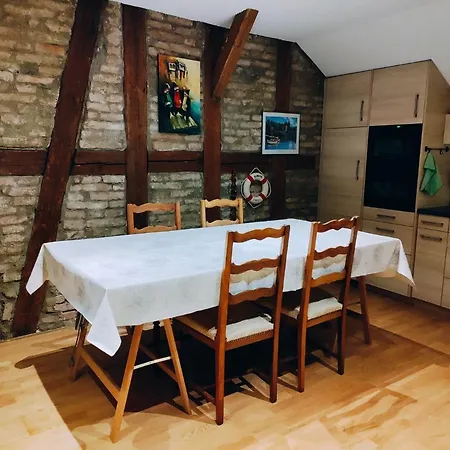 Apartamento Cozy Penthouse In Center *