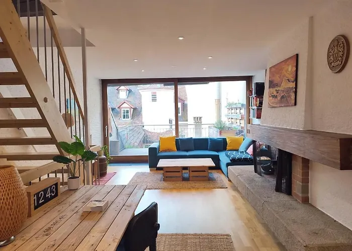 Central-city Penthouse * Berna