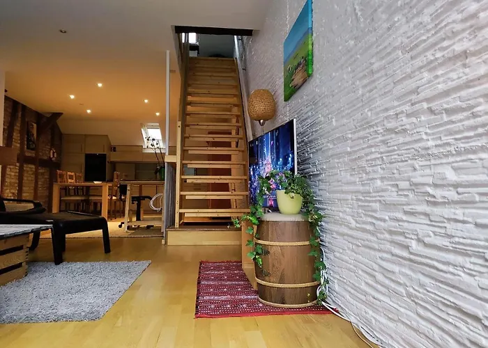 Central-city Penthouse Berna